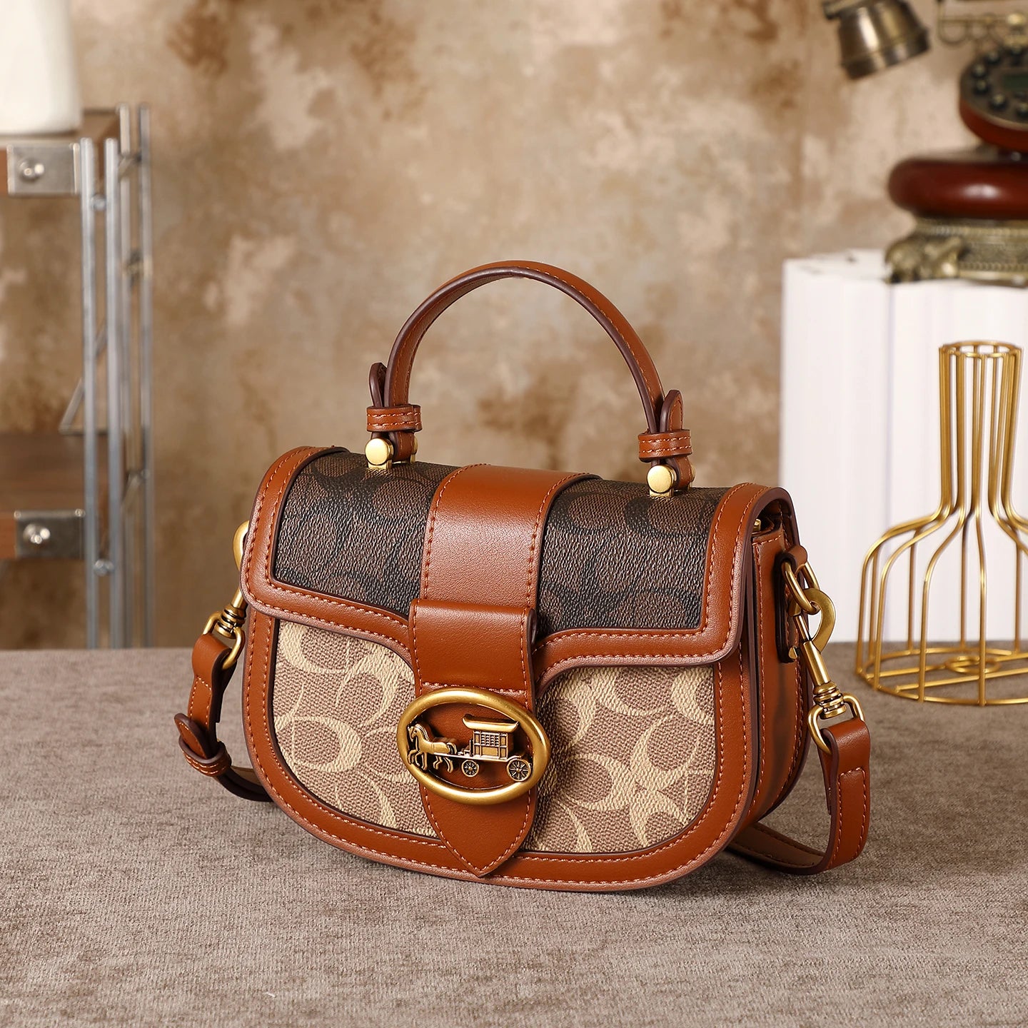 The Contrast Saddle Bag — Crossbody Statement Piece