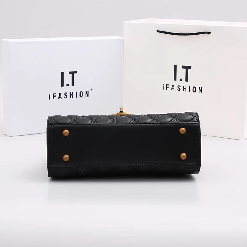 The Autumn Luxe Shoulder Bag — High-End Texture Edit