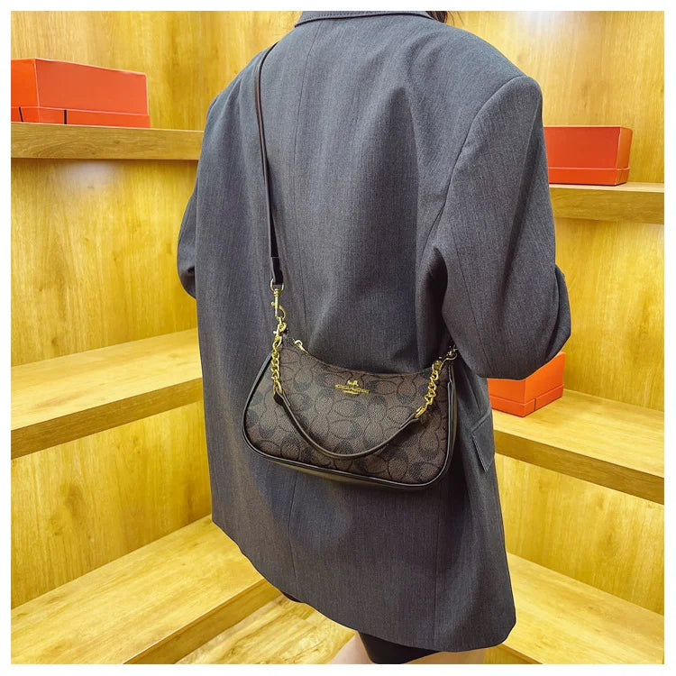 The Classic Leather Crossbody — Timeless Silhouette