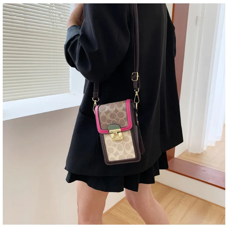 The Phone Pocket Shoulder Bag — K-Style Edit