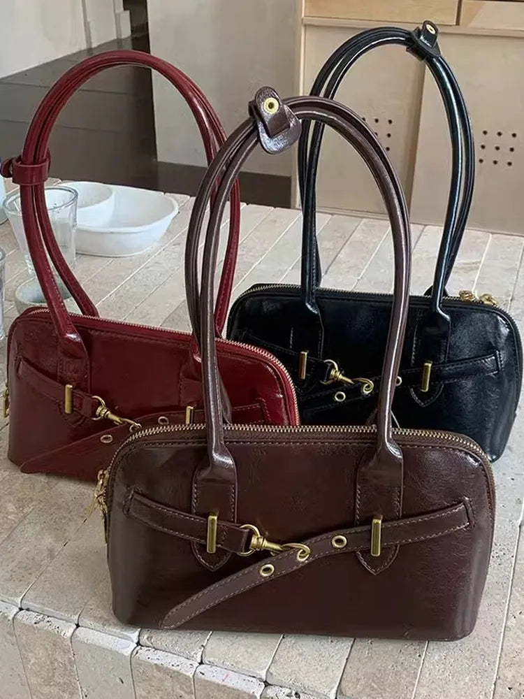 Chic Retro Commuter Handbag