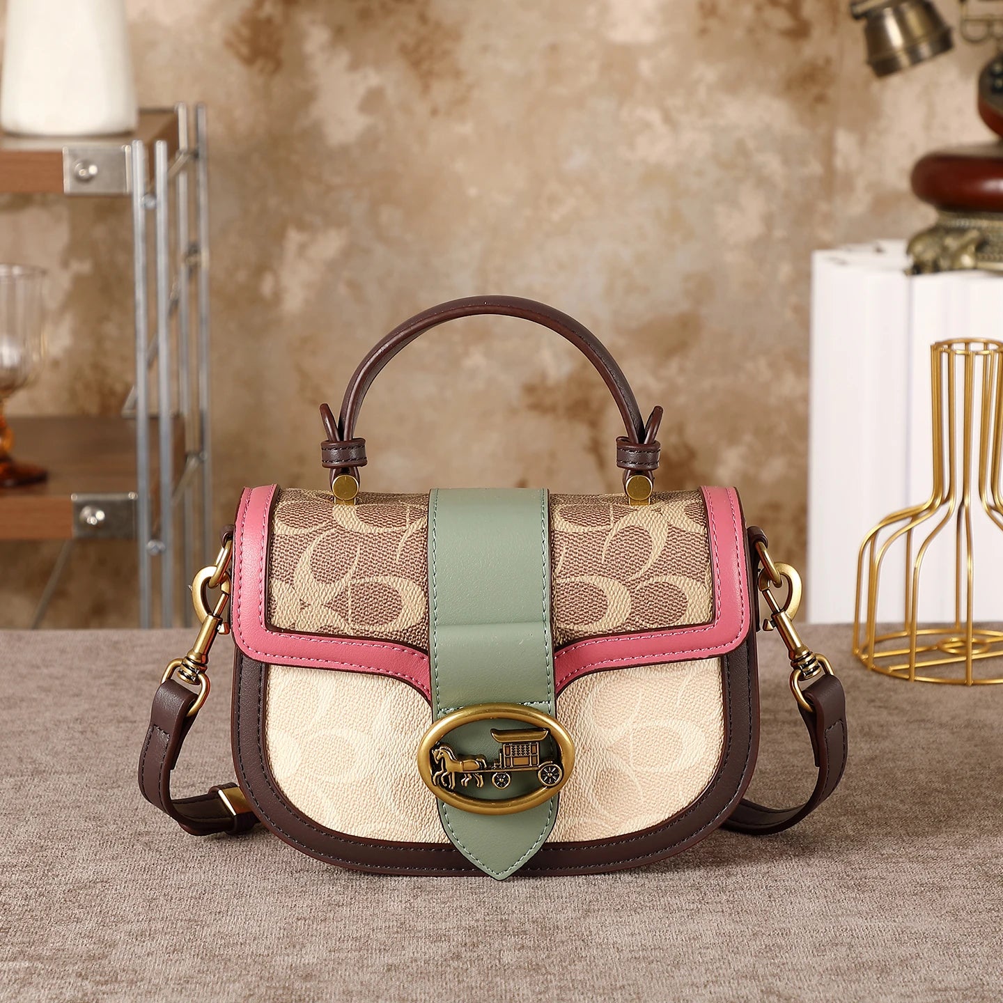 The Contrast Saddle Bag — Crossbody Statement Piece