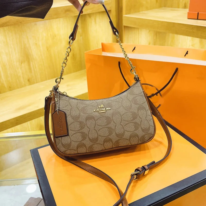 The Classic Leather Crossbody — Timeless Silhouette