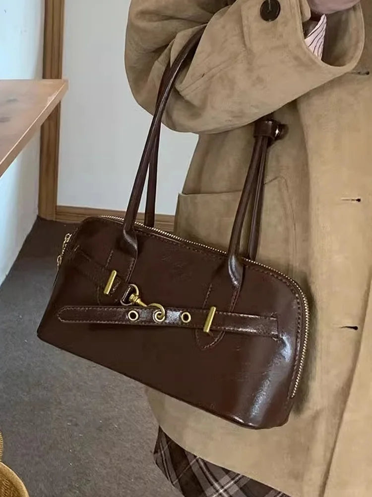 Chic Retro Commuter Handbag