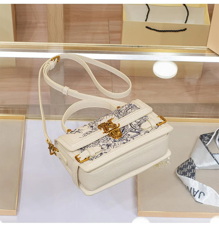 The Textured Summer Tote — Designer-Inspired Carry